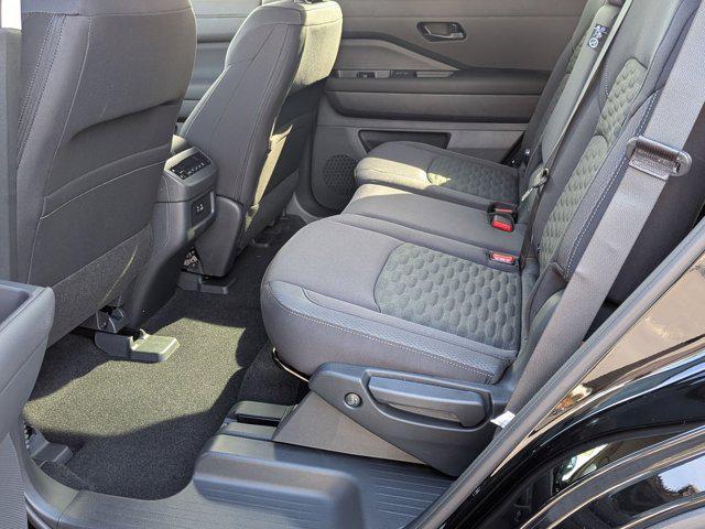 new 2025 Nissan Pathfinder car, priced at $36,699