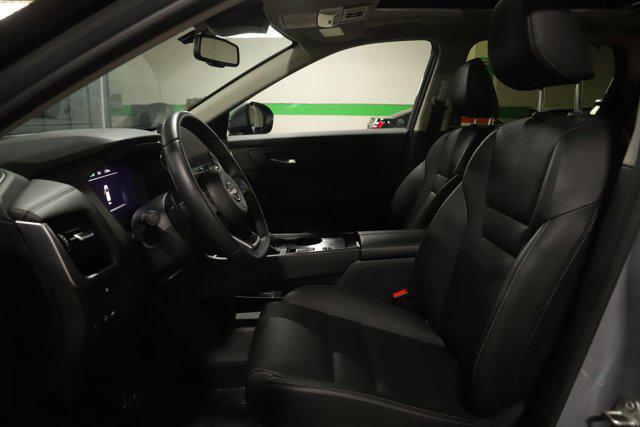 used 2024 Nissan Rogue car, priced at $32,899