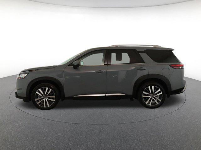 used 2022 Nissan Pathfinder car, priced at $39,699