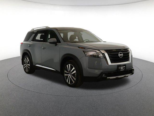 used 2022 Nissan Pathfinder car, priced at $39,699