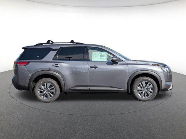 new 2025 Nissan Pathfinder car, priced at $37,999