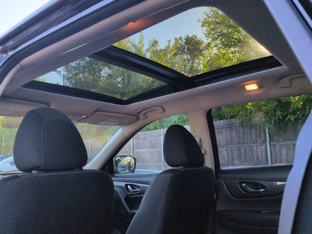 used 2019 Nissan Rogue car, priced at $17,697