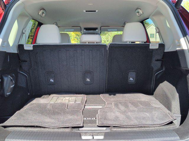 used 2025 Nissan Rogue car, priced at $31,599