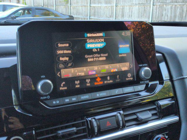 used 2022 Nissan Pathfinder car, priced at $25,997