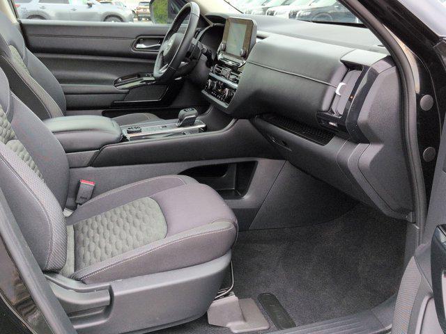 used 2022 Nissan Pathfinder car, priced at $29,999