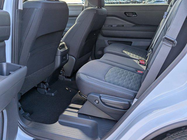 new 2025 Nissan Pathfinder car, priced at $36,549