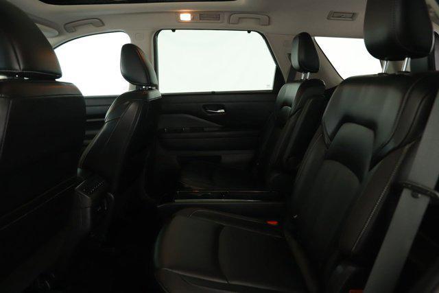 used 2023 Nissan Pathfinder car, priced at $31,999