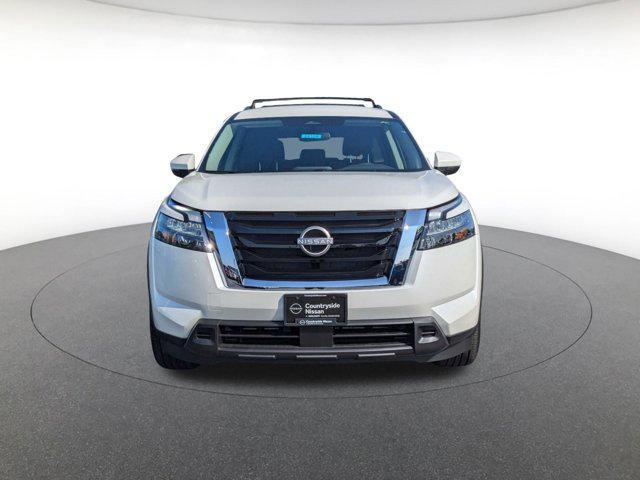 new 2024 Nissan Pathfinder car, priced at $40,399