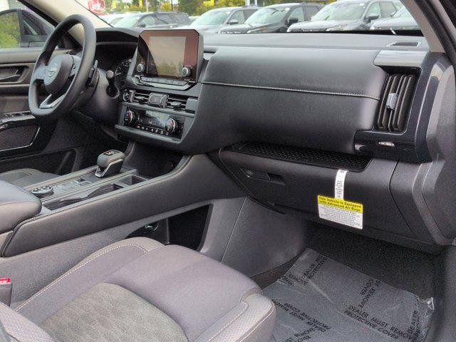used 2025 Nissan Pathfinder car, priced at $32,999