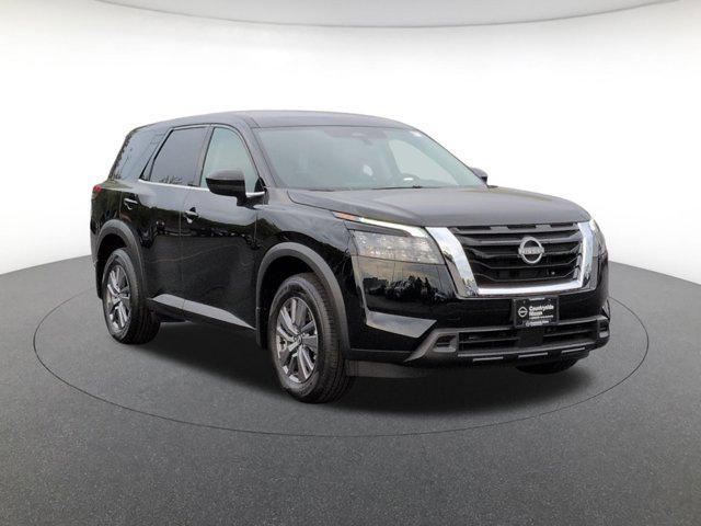 used 2025 Nissan Pathfinder car, priced at $32,999