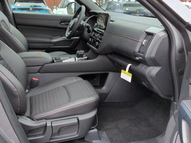 new 2025 Nissan Pathfinder car, priced at $39,187