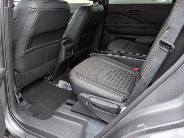 new 2025 Nissan Pathfinder car, priced at $39,187