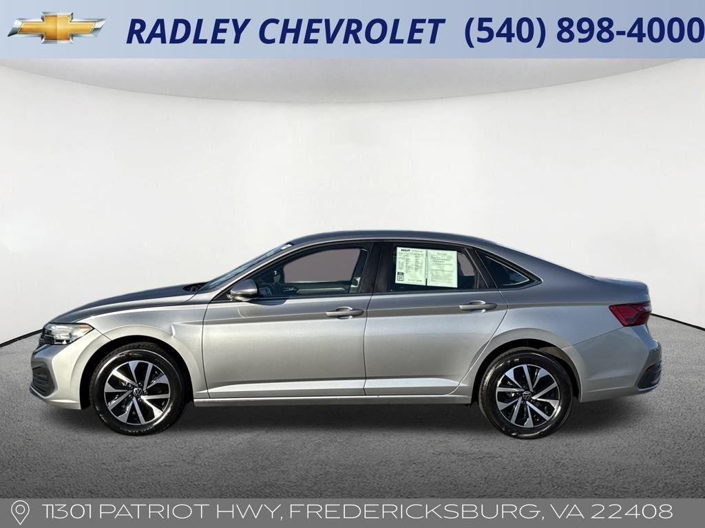 used 2024 Volkswagen Jetta car, priced at $18,500