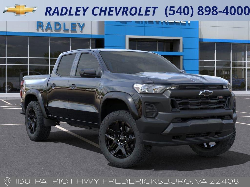 new 2025 Chevrolet Colorado car, priced at $38,875