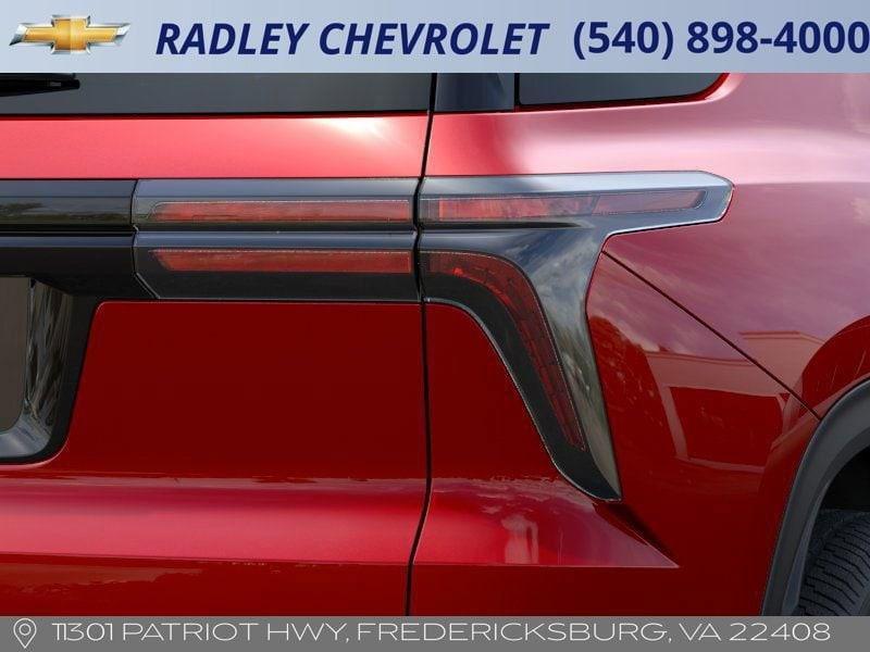 new 2025 Chevrolet Traverse car