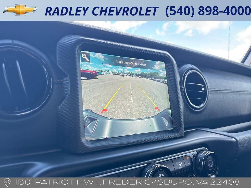 used 2022 Jeep Gladiator car, priced at $37,800