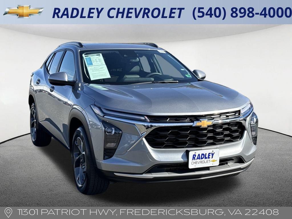 used 2024 Chevrolet Trax car, priced at $21,000