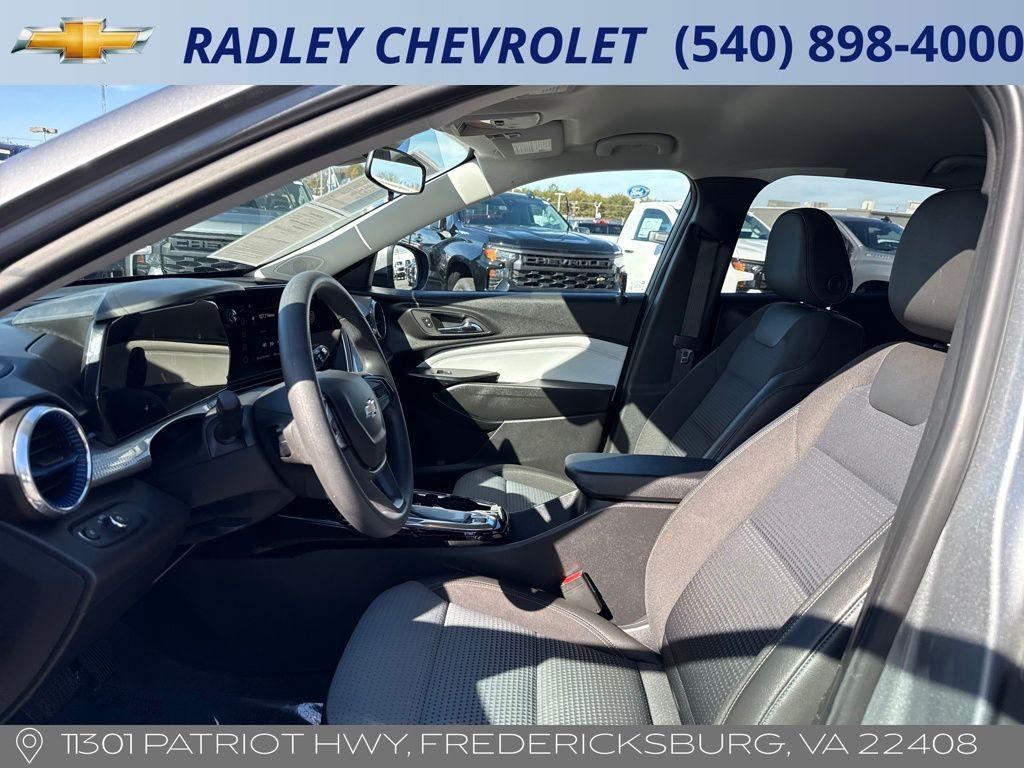 used 2024 Chevrolet Trax car, priced at $21,000
