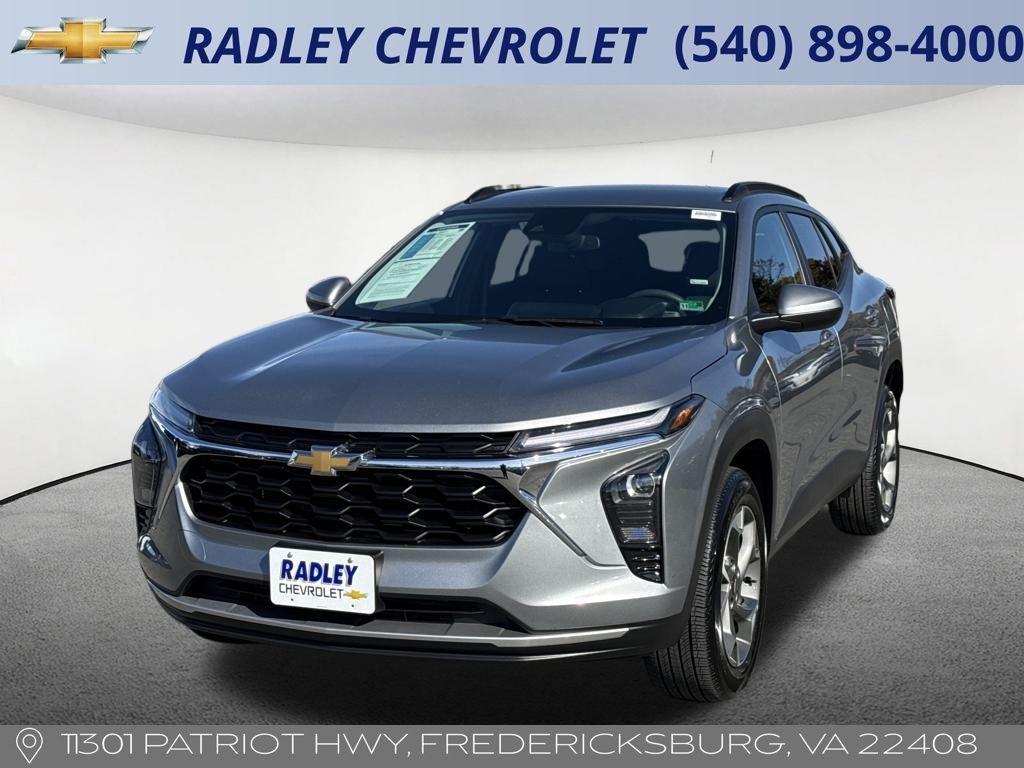 used 2024 Chevrolet Trax car, priced at $21,000