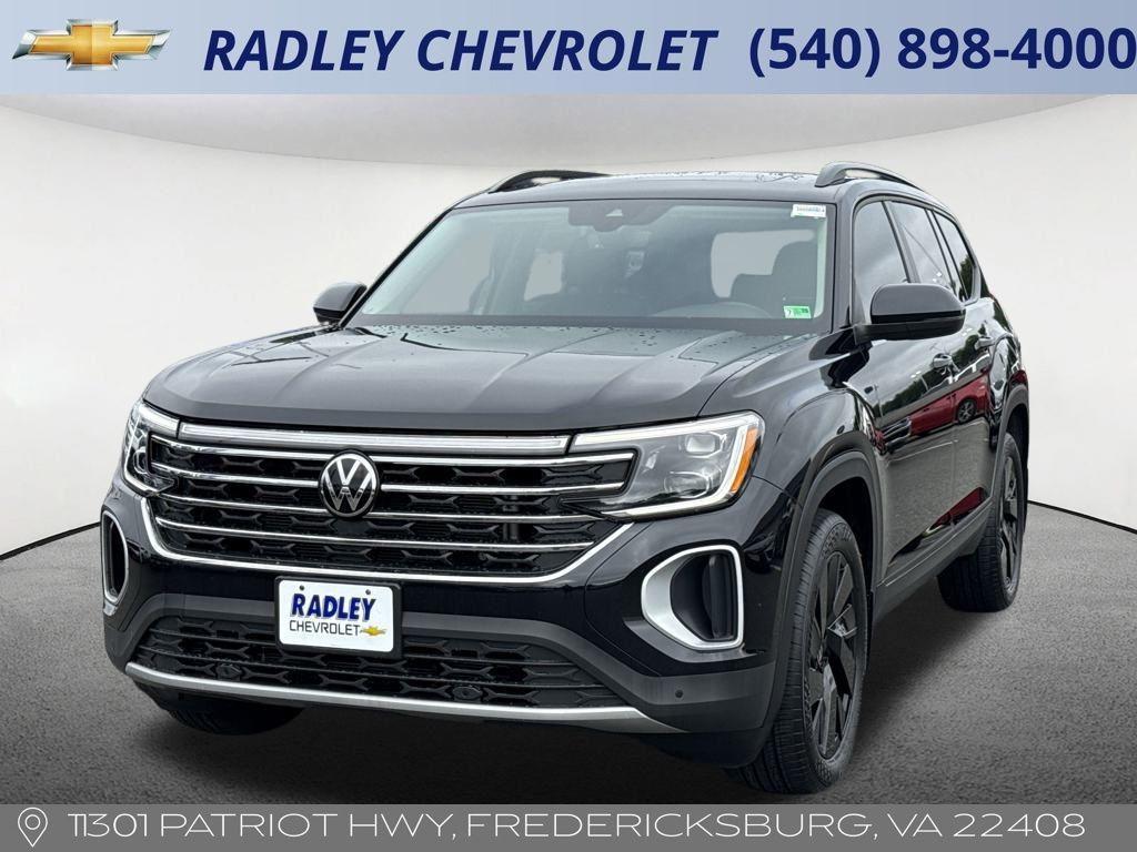 used 2024 Volkswagen Atlas car, priced at $31,750
