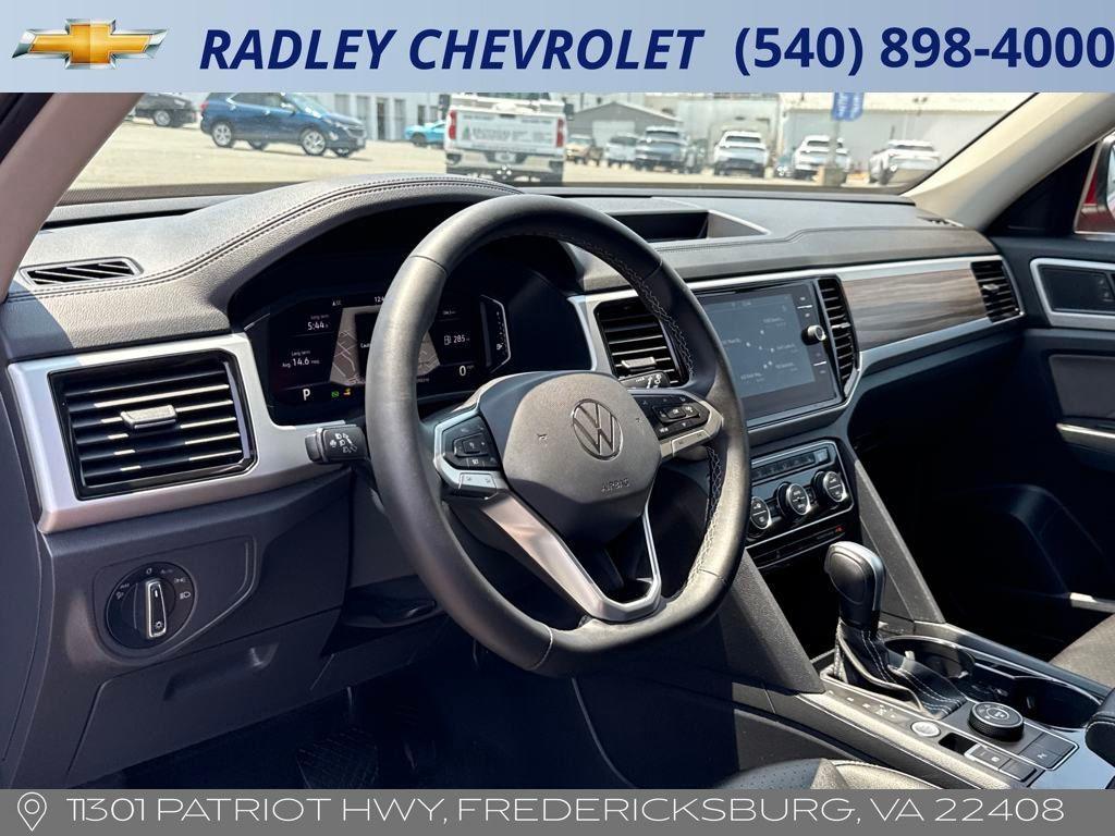 used 2022 Volkswagen Atlas car, priced at $25,800