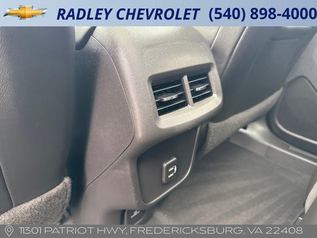 used 2022 Chevrolet Equinox car, priced at $24,500