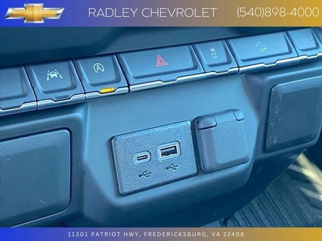 new 2025 Chevrolet Silverado 1500 car, priced at $46,335