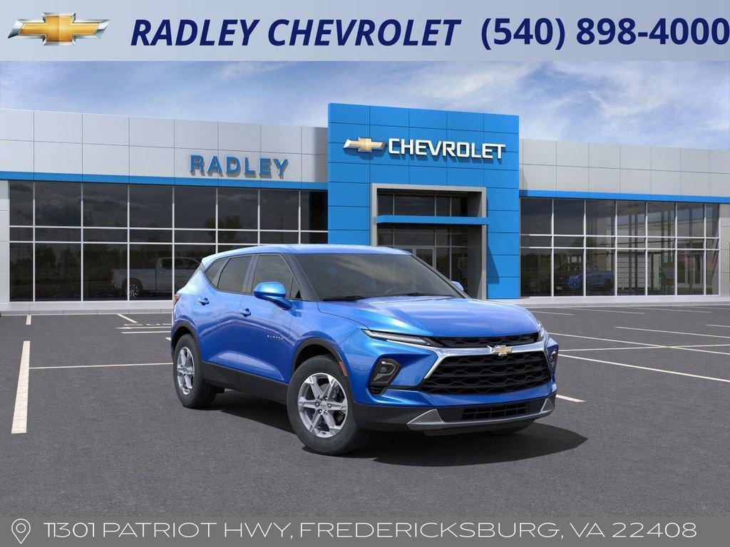 new 2025 Chevrolet Blazer car, priced at $35,795