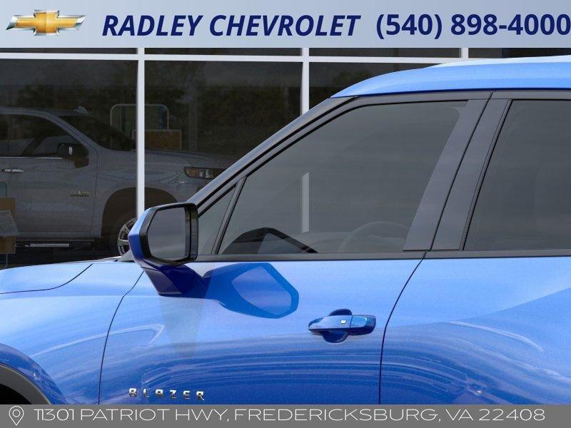 new 2025 Chevrolet Blazer car, priced at $35,795