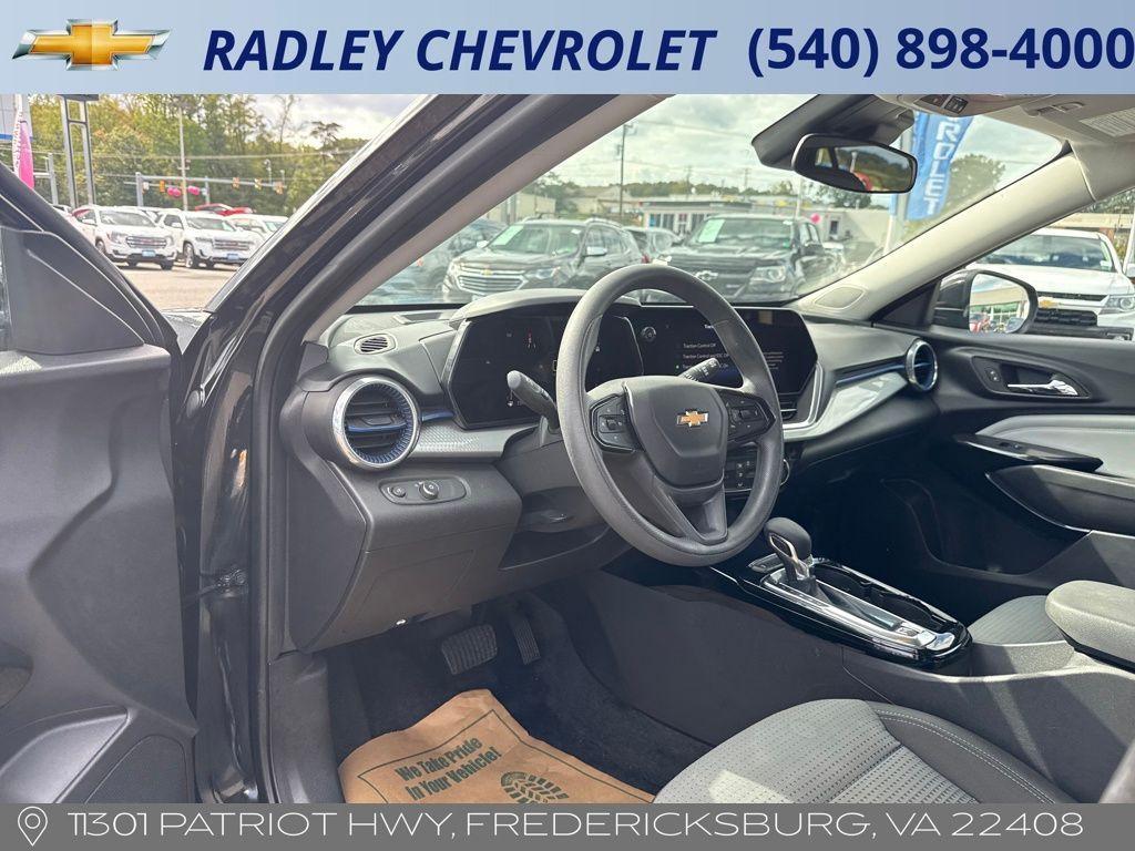 used 2024 Chevrolet Trax car, priced at $21,000
