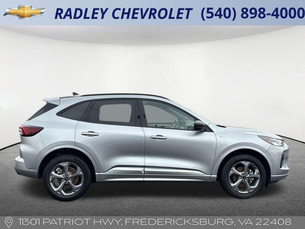 used 2023 Ford Escape car, priced at $24,000