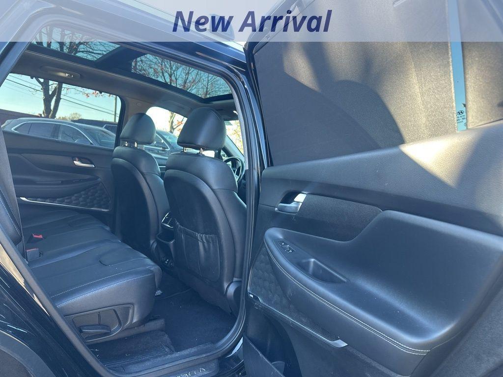 used 2019 Hyundai Santa Fe car, priced at $19,400