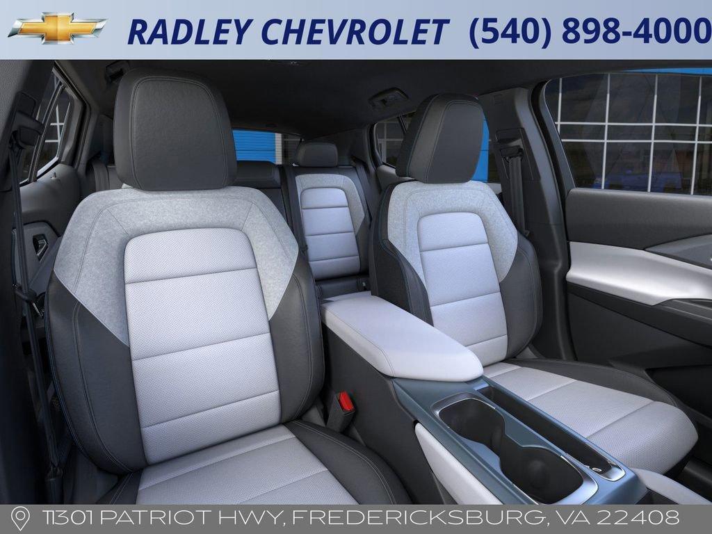 new 2025 Chevrolet Equinox EV car, priced at $39,900