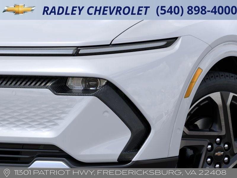 new 2025 Chevrolet Equinox EV car, priced at $39,900