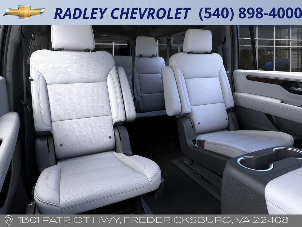 new 2025 Chevrolet Suburban car, priced at $75,325