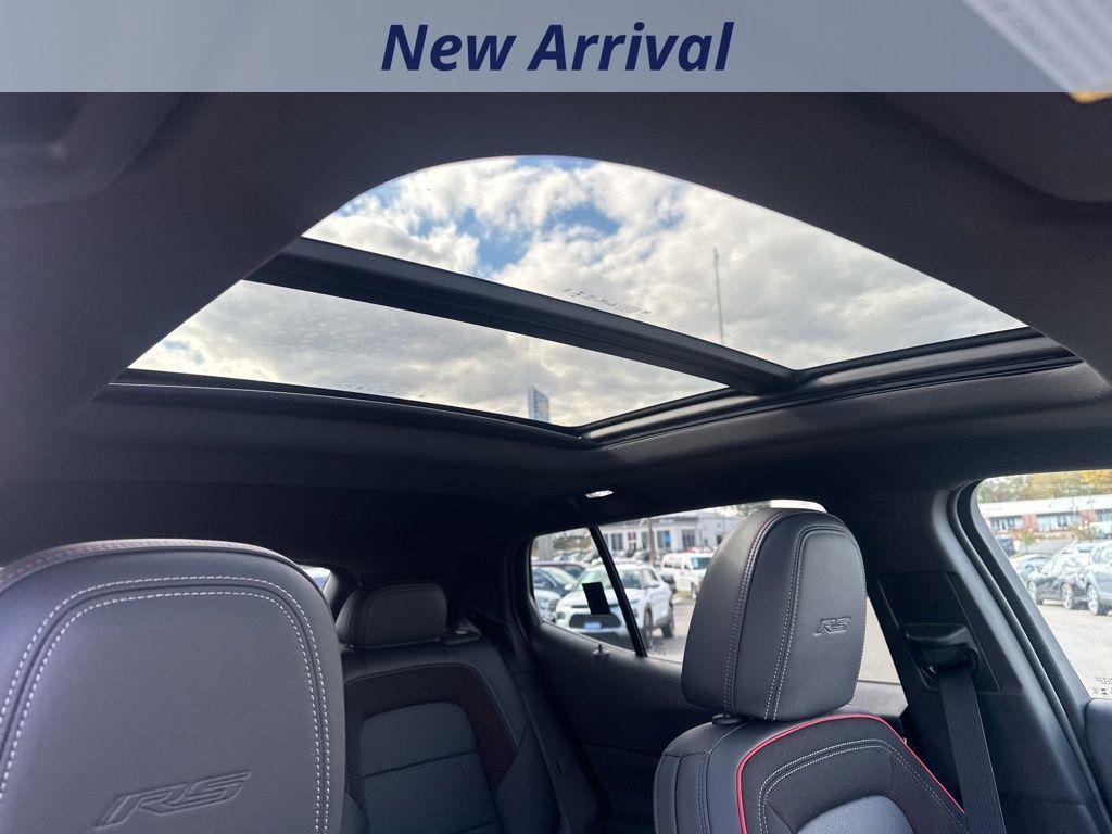 used 2025 Chevrolet Equinox EV car, priced at $35,000