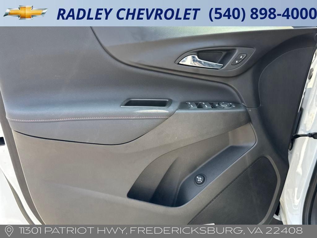 used 2022 Chevrolet Equinox car, priced at $24,000