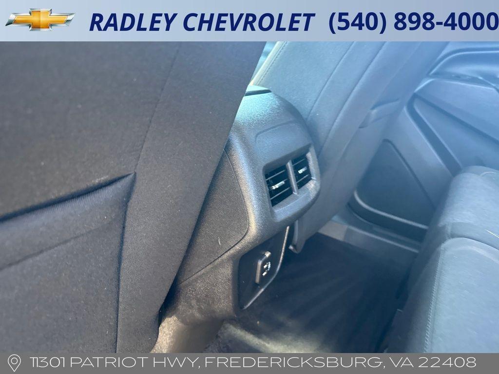 used 2021 Chevrolet Equinox car, priced at $15,800