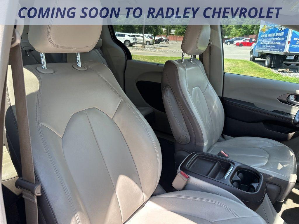 used 2017 Chrysler Pacifica car, priced at $17,000