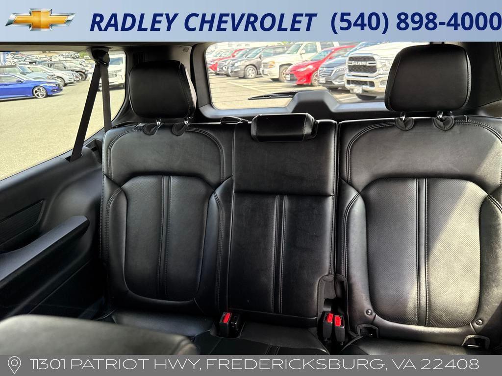 used 2024 Jeep Wagoneer L car, priced at $49,000