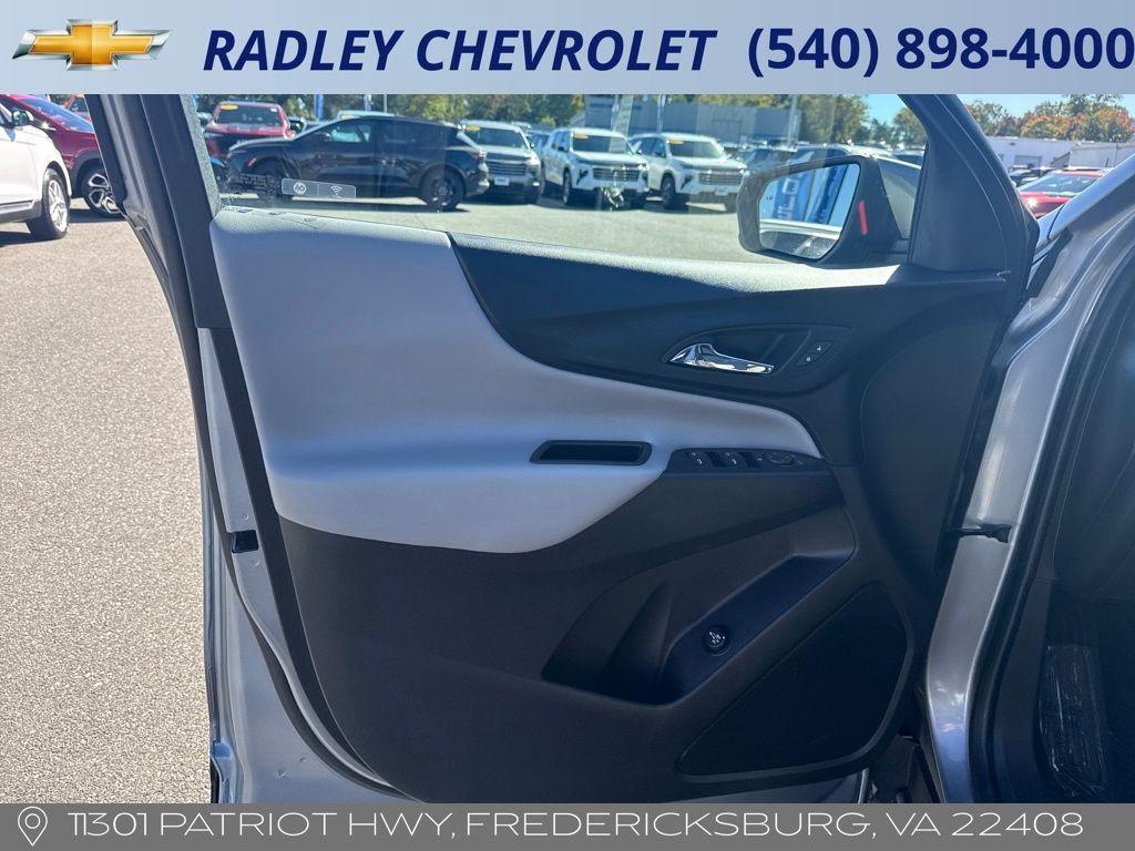used 2024 Chevrolet Equinox car, priced at $21,000