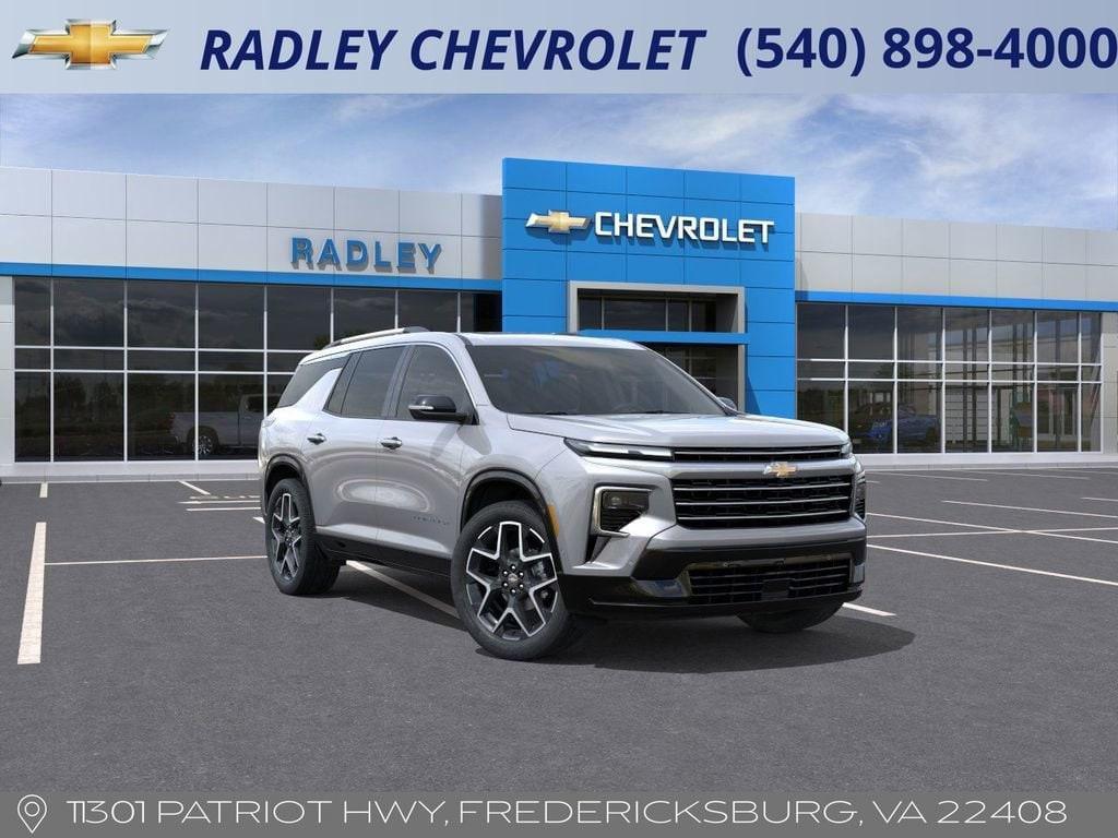 new 2025 Chevrolet Traverse car