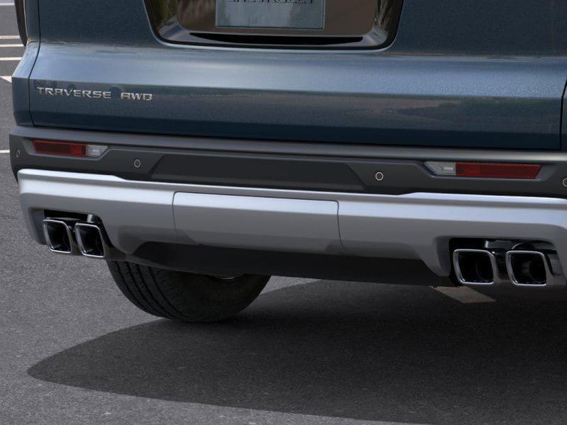 new 2026 Chevrolet Traverse car, priced at $43,225