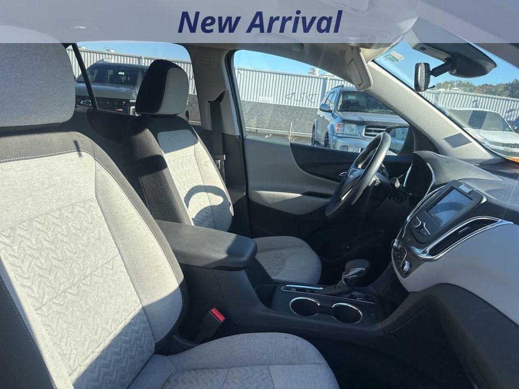 used 2024 Chevrolet Equinox car, priced at $23,000