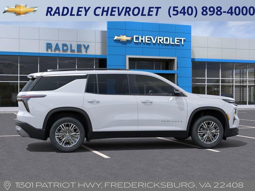 new 2025 Chevrolet Traverse car, priced at $36,560