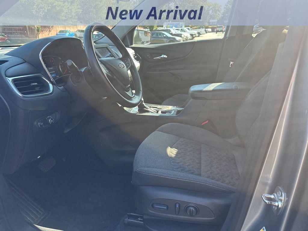 used 2024 Chevrolet Equinox car, priced at $23,000