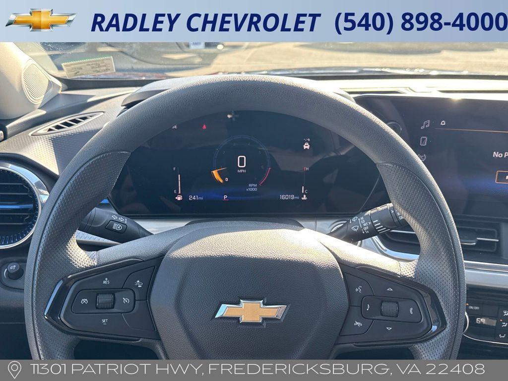 used 2025 Chevrolet Trax car, priced at $23,000