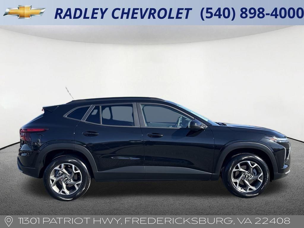 used 2025 Chevrolet Trax car, priced at $23,000