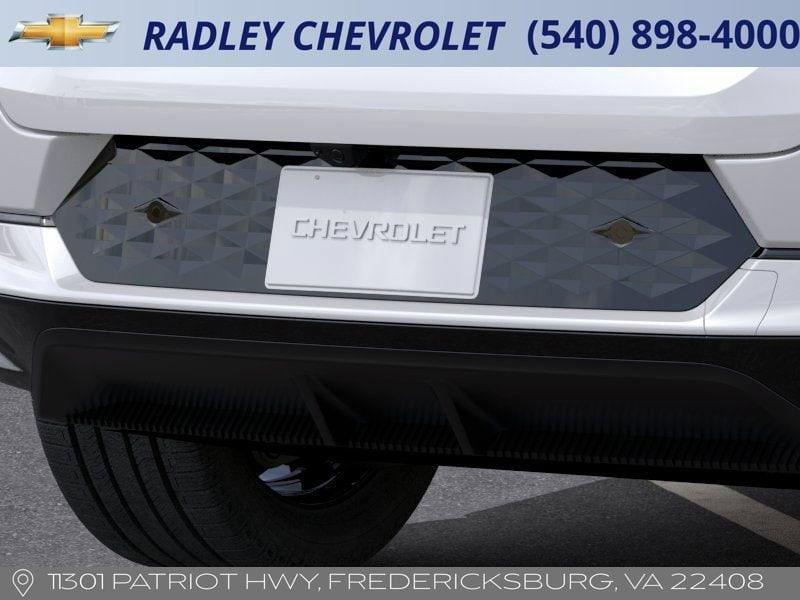 new 2025 Chevrolet Equinox EV car, priced at $40,095