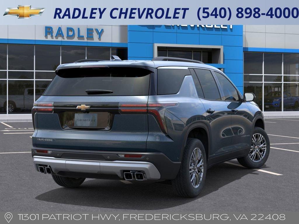 new 2025 Chevrolet Traverse car